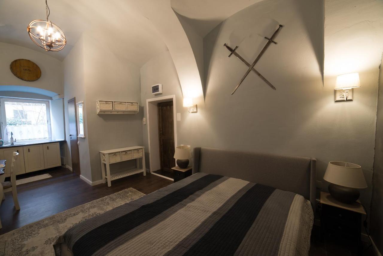 Ultra Central Medieval Apartment Клуж-Напока Экстерьер фото