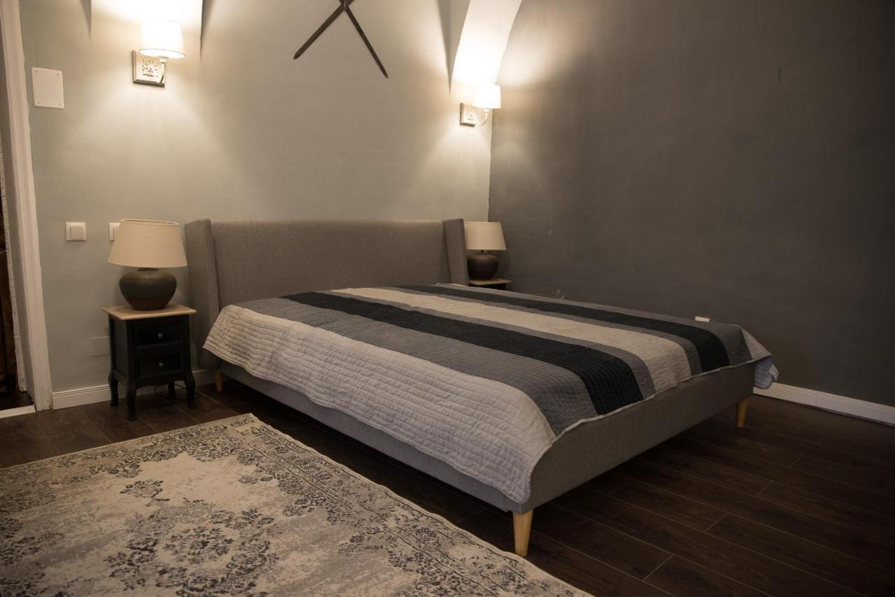 Ultra Central Medieval Apartment Клуж-Напока Экстерьер фото